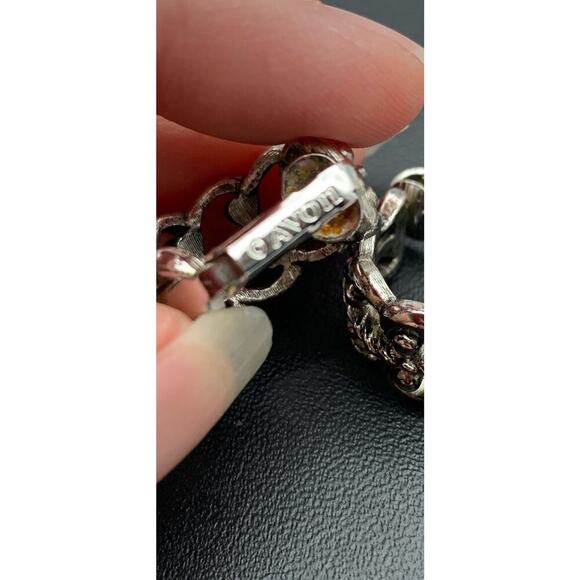 Vintage Avon Wide Hoop Intricate Earrings Ball Rope Heart Antiqued Silver Tone - Picture 3 of 5